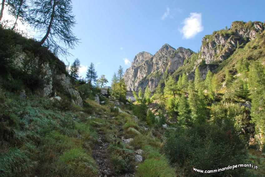 018 verso la diga del Lago dei Frati.JPG